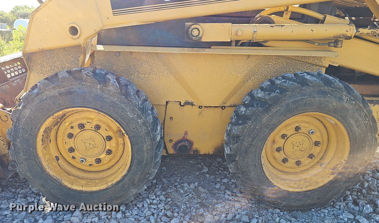 image for item DP6468 1995 John Deere 7775 skid steer loader