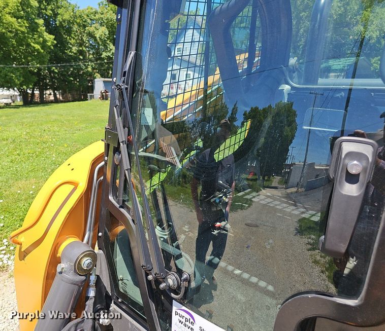 image for item DP6469 2022 Case TV450B tracked skid steer loader