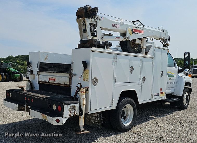 image for item DP6520 2009 GMC C5500 utility / service truck