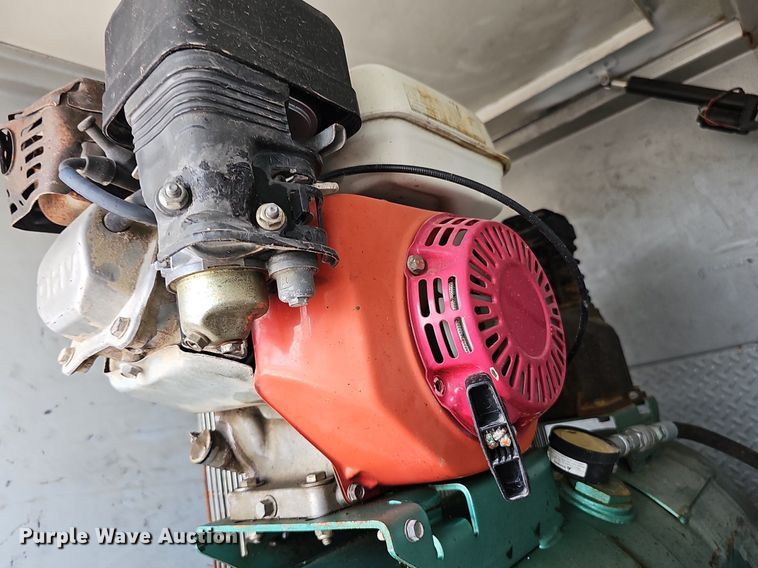 image for item DP6520 2009 GMC C5500 utility / service truck