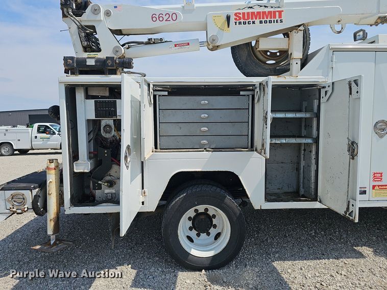 image for item DP6520 2009 GMC C5500 utility / service truck