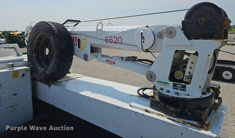 image for item DP6520 2009 GMC C5500 utility / service truck