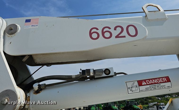 image for item DP6520 2009 GMC C5500 utility / service truck