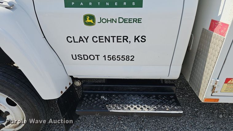 image for item DP6520 2009 GMC C5500 utility / service truck