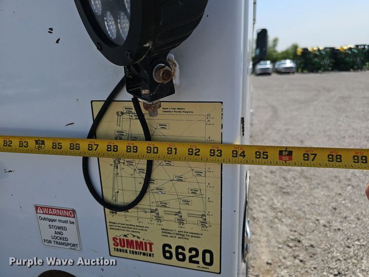 image for item DP6520 2009 GMC C5500 utility / service truck