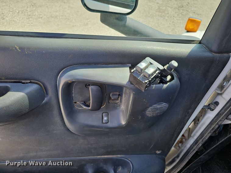 image for item DP6520 2009 GMC C5500 utility / service truck