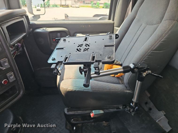 image for item DP6520 2009 GMC C5500 utility / service truck