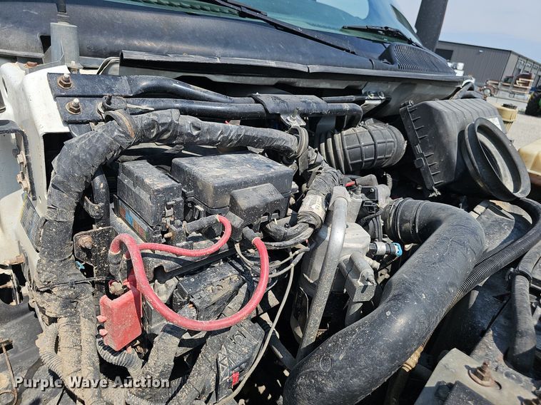 image for item DP6520 2009 GMC C5500 utility / service truck