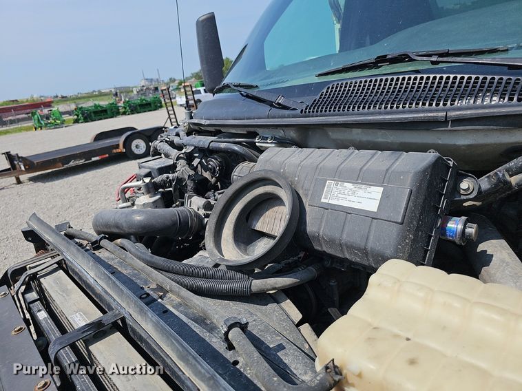 image for item DP6520 2009 GMC C5500 utility / service truck