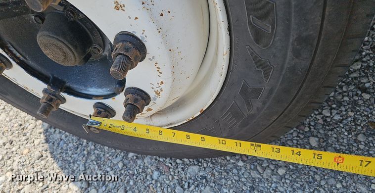 image for item DP6520 2009 GMC C5500 utility / service truck