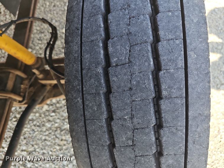 image for item DP6520 2009 GMC C5500 utility / service truck