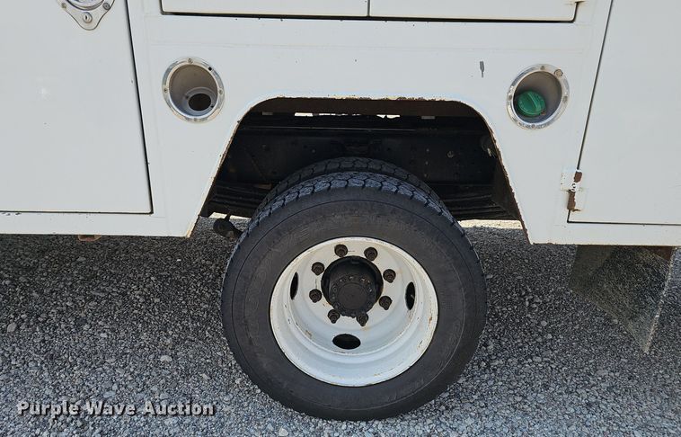 image for item DP6520 2009 GMC C5500 utility / service truck