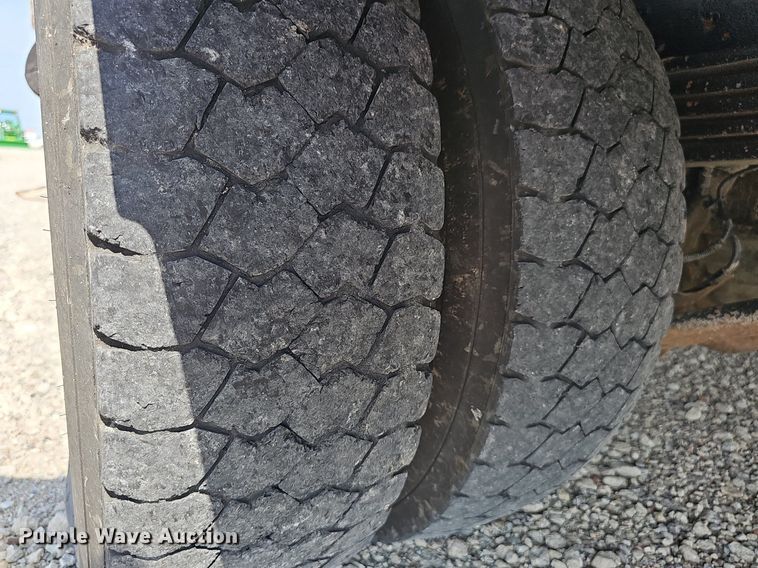 image for item DP6520 2009 GMC C5500 utility / service truck