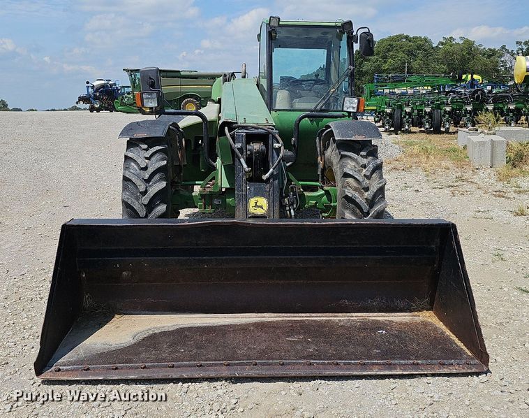 image for item DP6527 2002 John Deere 3400 telehandler
