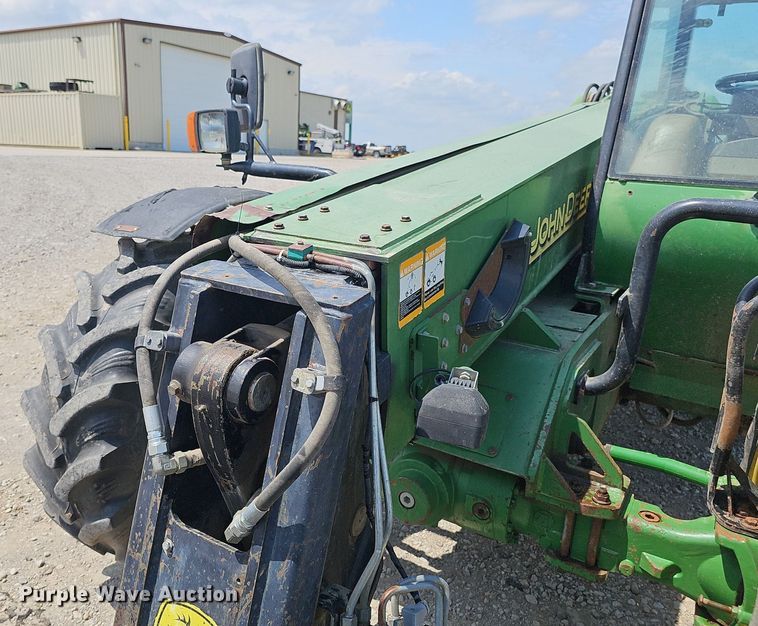 image for item DP6527 2002 John Deere 3400 telehandler