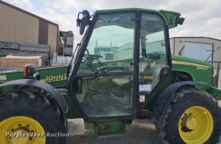 image for item DP6527 2002 John Deere 3400 telehandler