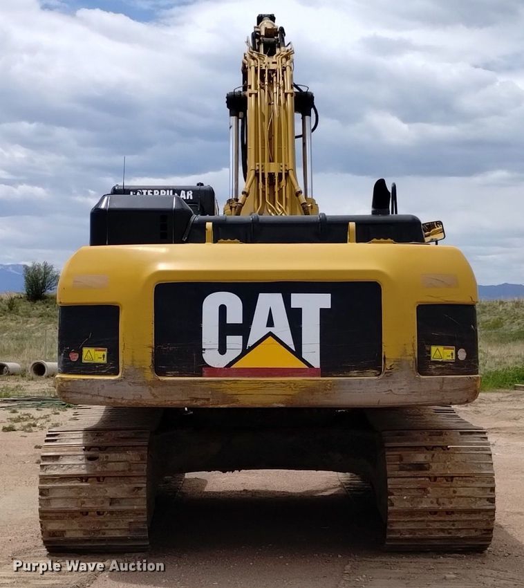 image for item DQ6115 2007 Caterpillar 330D L excavator