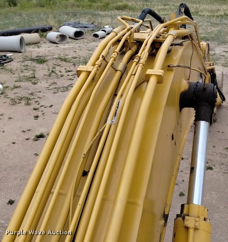 image for item DQ6115 2007 Caterpillar 330D L excavator