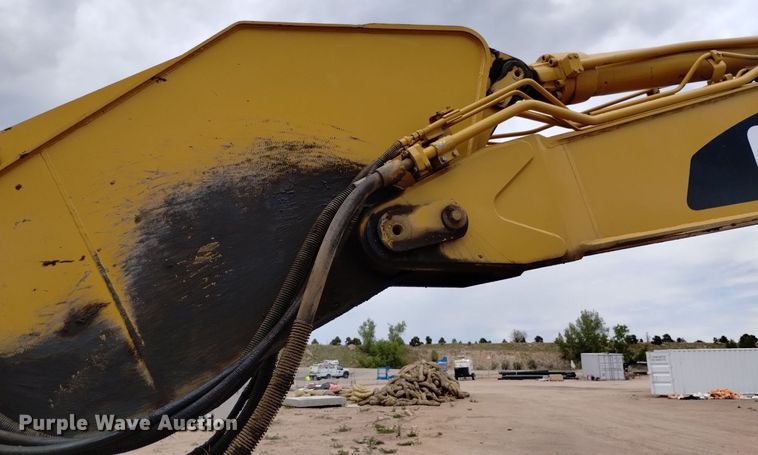 image for item DQ6115 2007 Caterpillar 330D L excavator