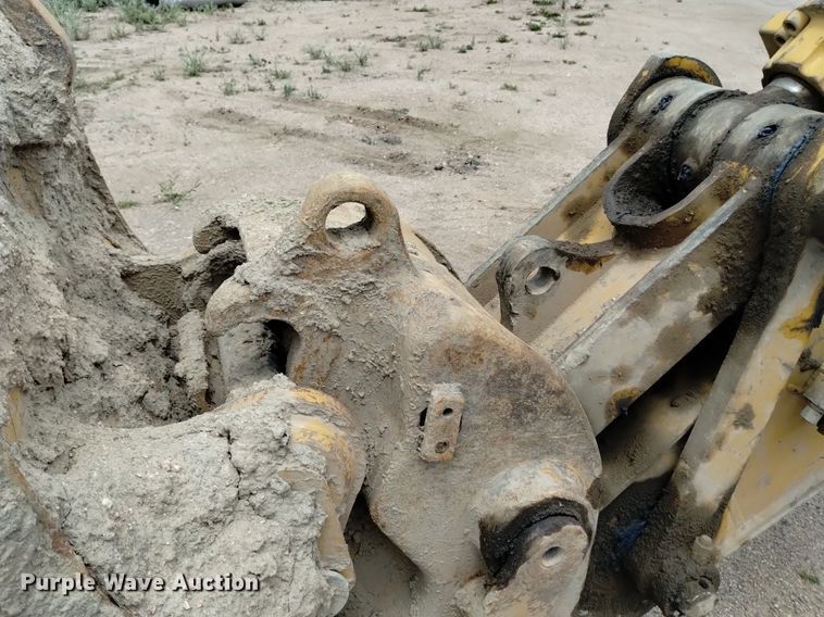 image for item DQ6115 2007 Caterpillar 330D L excavator