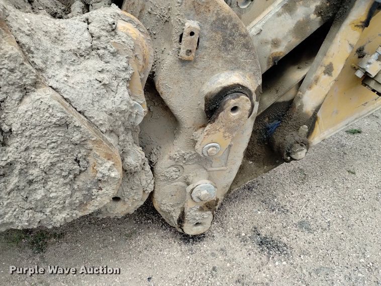 image for item DQ6115 2007 Caterpillar 330D L excavator