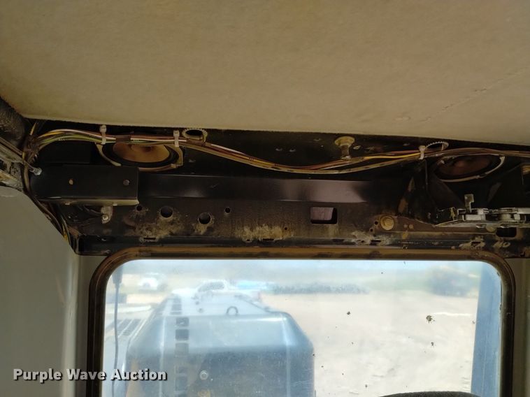 image for item DQ6115 2007 Caterpillar 330D L excavator