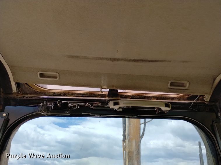 image for item DQ6115 2007 Caterpillar 330D L excavator