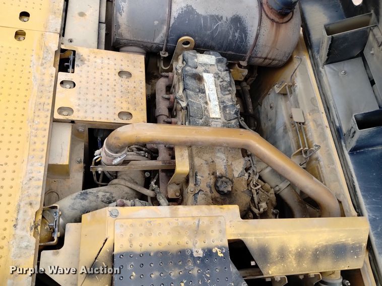 image for item DQ6115 2007 Caterpillar 330D L excavator