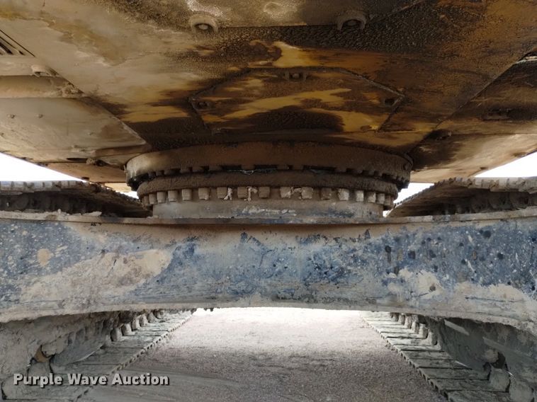 image for item DQ6115 2007 Caterpillar 330D L excavator