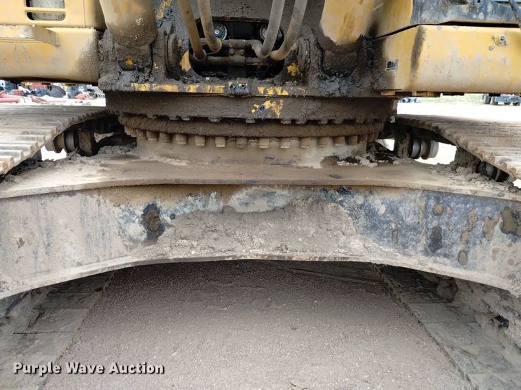 image for item DQ6115 2007 Caterpillar 330D L excavator