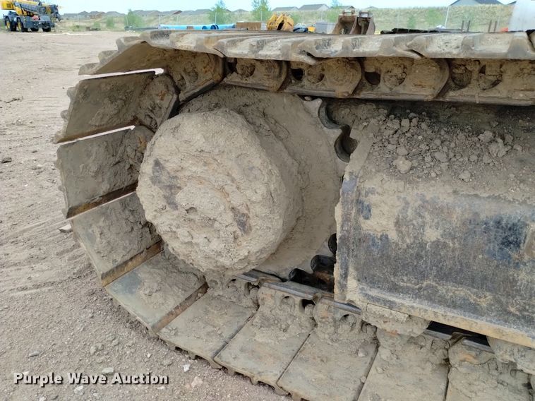 image for item DQ6115 2007 Caterpillar 330D L excavator