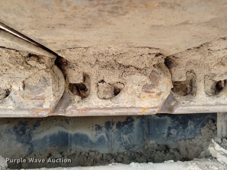 image for item DQ6115 2007 Caterpillar 330D L excavator