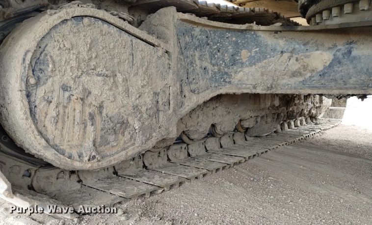 image for item DQ6115 2007 Caterpillar 330D L excavator