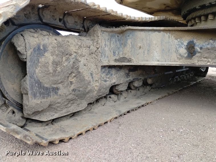 image for item DQ6115 2007 Caterpillar 330D L excavator