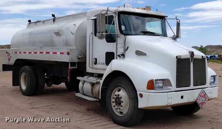 image for item DQ6116 2006 Kenworth T300 fuel truck