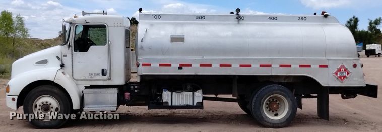 image for item DQ6116 2006 Kenworth T300 fuel truck