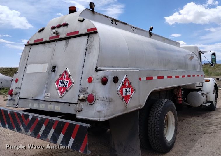 image for item DQ6116 2006 Kenworth T300 fuel truck