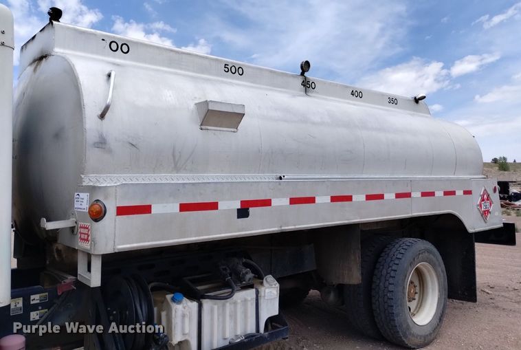 image for item DQ6116 2006 Kenworth T300 fuel truck