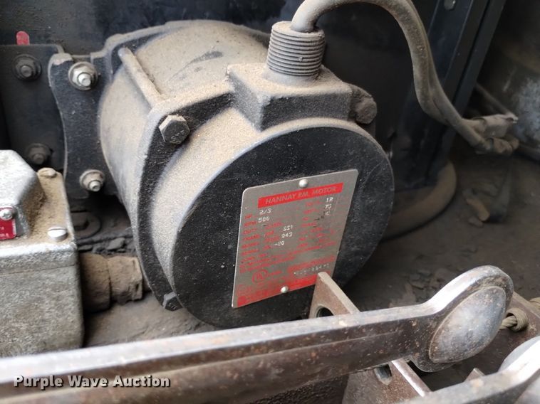 image for item DQ6116 2006 Kenworth T300 fuel truck