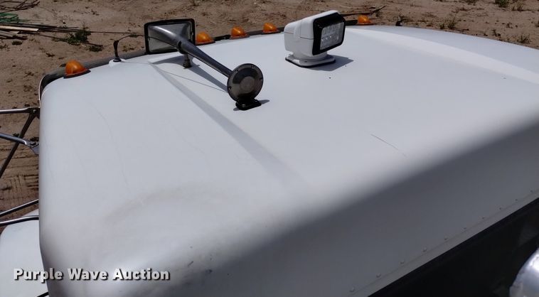 image for item DQ6116 2006 Kenworth T300 fuel truck