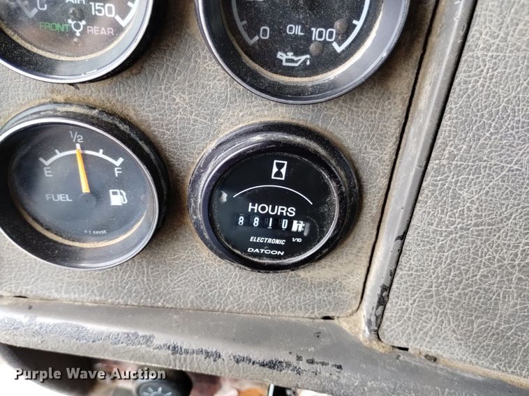 image for item DQ6116 2006 Kenworth T300 fuel truck