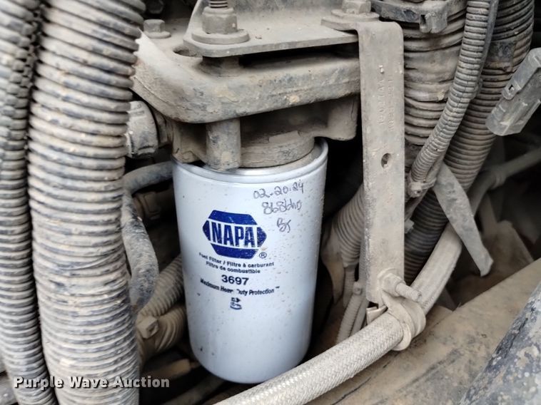 image for item DQ6116 2006 Kenworth T300 fuel truck