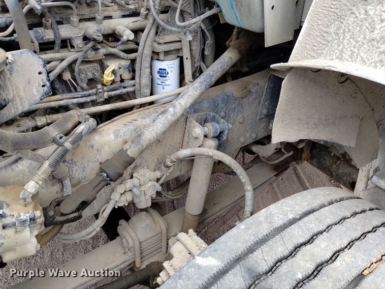 image for item DQ6116 2006 Kenworth T300 fuel truck