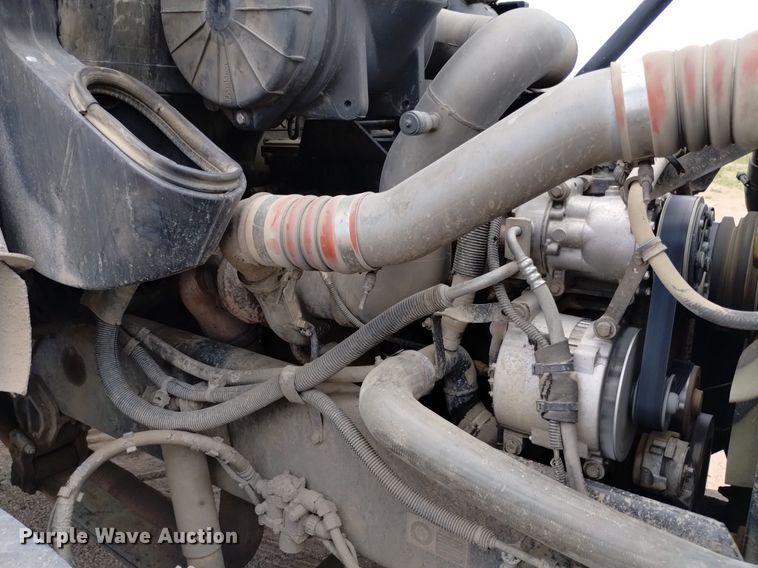 image for item DQ6116 2006 Kenworth T300 fuel truck