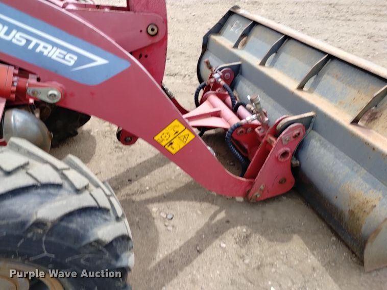 image for item DQ6120 2018 Clark Industries  2.2B wheel loader