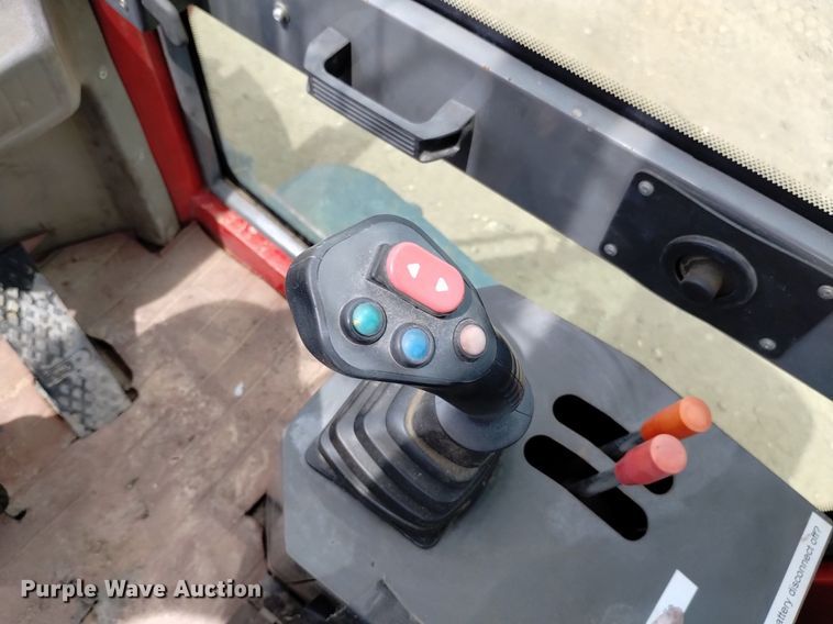 image for item DQ6120 2018 Clark Industries  2.2B wheel loader