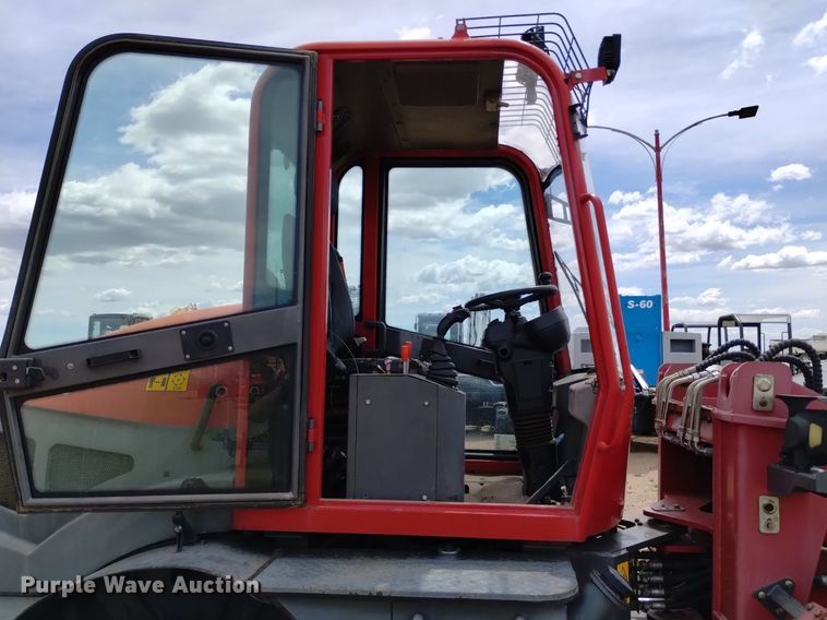 image for item DQ6120 2018 Clark Industries  2.2B wheel loader