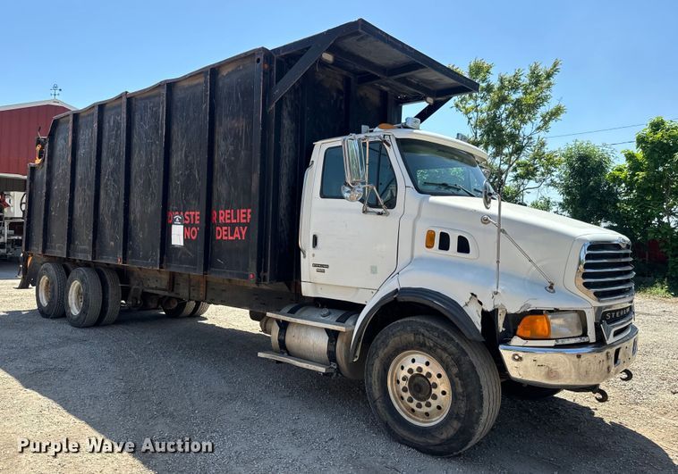 image for item DQ6771 2007 Sterling grapple crane truck