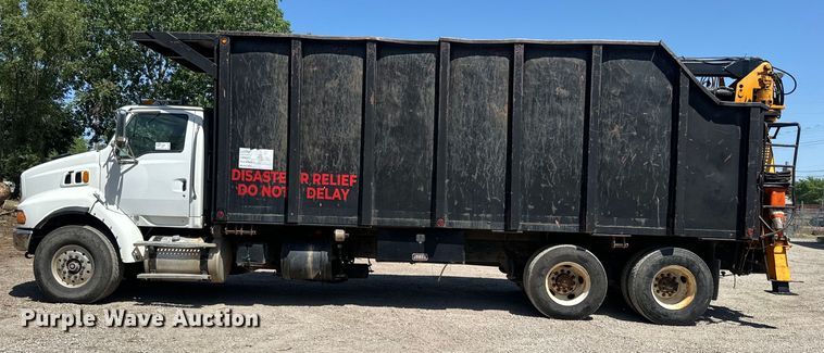 image for item DQ6771 2007 Sterling grapple crane truck