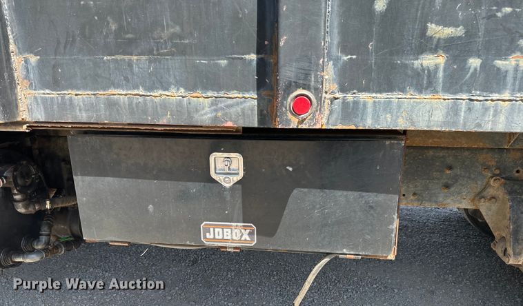 image for item DQ6771 2007 Sterling grapple crane truck